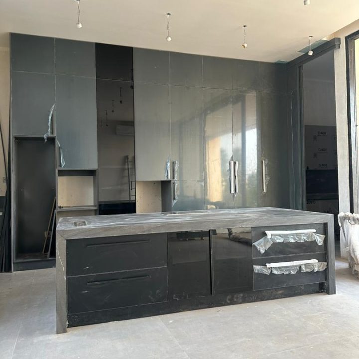 عکس کابینت آشپزخانه هایگلاس